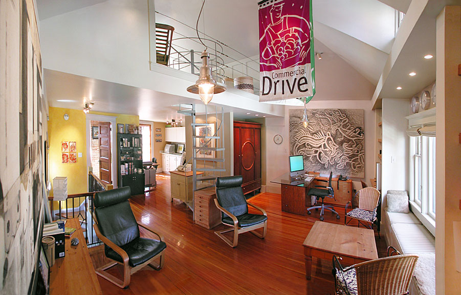 Design HQ studio interior in 2009